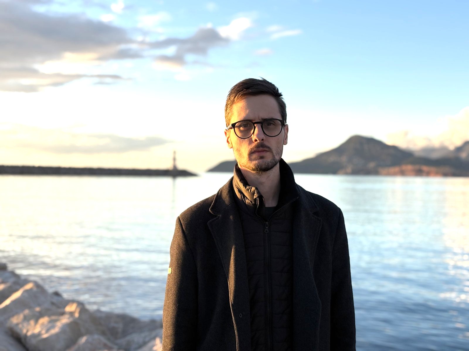 AUTORSKO VEČE PISCA VLADIMIRA VUJOVIĆA 10. MARTA